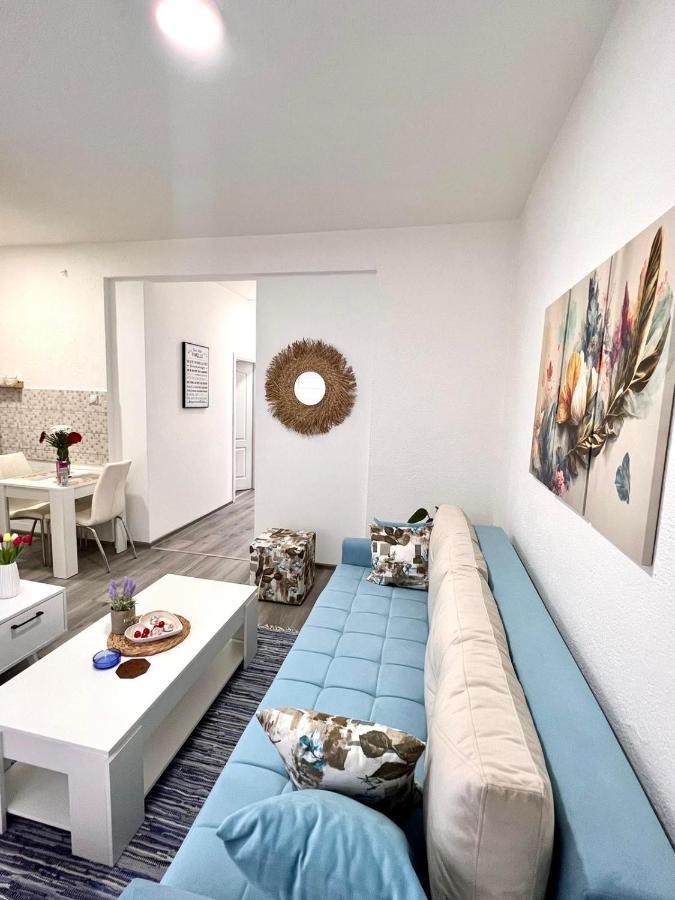 M Apartman Foca Extérieur photo