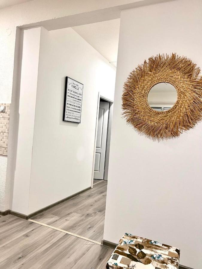 M Apartman Foca Extérieur photo