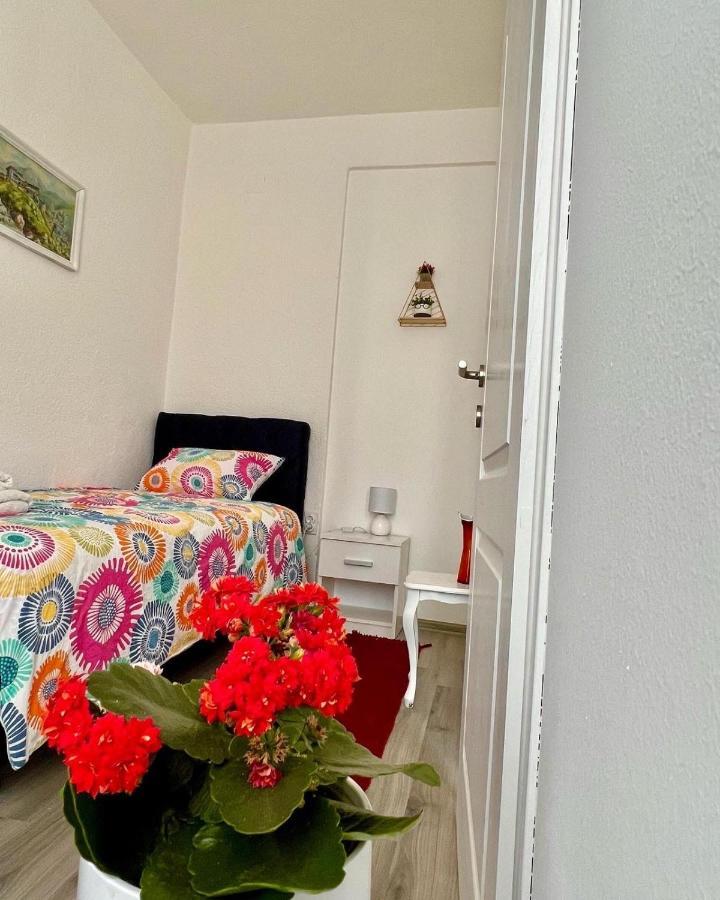 M Apartman Foca Extérieur photo